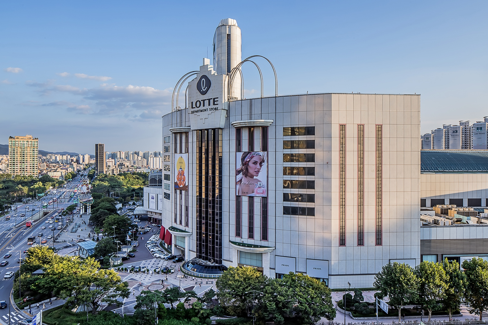 롯데백화점 잠실점 본관. /사진제공=롯데백화점