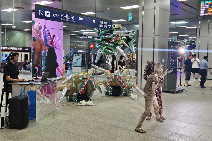 동탄역 아트스테이션 전시./사진제공=SR