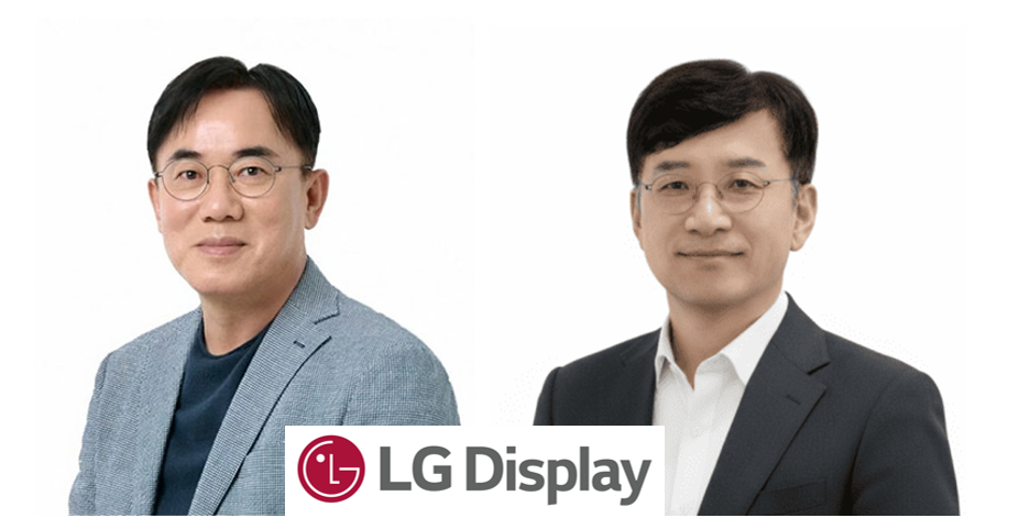 Left, from left: LG Display President Jeong Cheol-dong and Executive Vice President Choi Young-seok (CTO) / Photo courtesy = LG Display