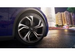 테슬라가 선택한 미쉐린 고성능 전기차 타이어, 한국 출시