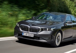 BMW, 8세대 5시리즈 플러그인하이브리드 한국 출시...전기모드 73km