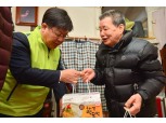 이경섭 농협은행장, 독거 어르신 우리농산물 선물