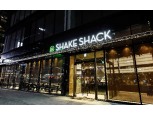 SPC 쉐이크쉑 3호점 ‘두타점’ 오픈…강북에 첫 매장