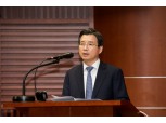 김용범 금융위 부위원장 “섀도우보팅 유지 어려워…결단 내릴 시점”