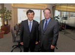 이주열 총재, 존 윌리엄스 연은 총재와 회동