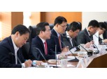 금융당국 “코스피 급락했지만…한국 경제 펀더멘털 견고”