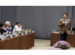 [포토] 최태원 회장, 2018년 SK CEO세미나 참석
