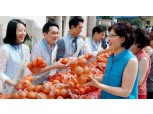 현대백화점그룹, '공급과잉' 양파·감자 소비 활성화 나선다