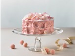 서울신라호텔, 장미꽃잎 장식 한정판 케이크 ‘터치 오브 로즈’ 출시
