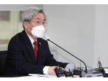 고승범 금융위원장 “실손보험 인상률 막바지 협의중…연내 발표 노력”