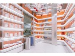 ‘MZ세대 취향저격했다’ 현대백화점 무인매장, 누적 방문객 10만명 돌파