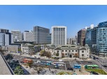 한은 "내년 기준금리 추가 인하…경기 하방리스크 확대"