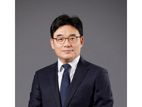 빚지고는 못사는 사나이…컴투스홀딩스 정철호