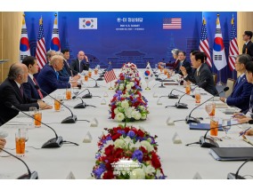 제약바이오, 100% 관세 피했다…삼바에피스·셀트리온 ‘예의주시’